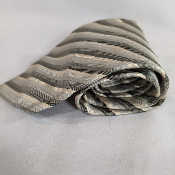 Profilo Studio 100% Silk Tie Men's Neck Diagonal Striped Silver Grey Yellow Gold - Picture 2 of 10